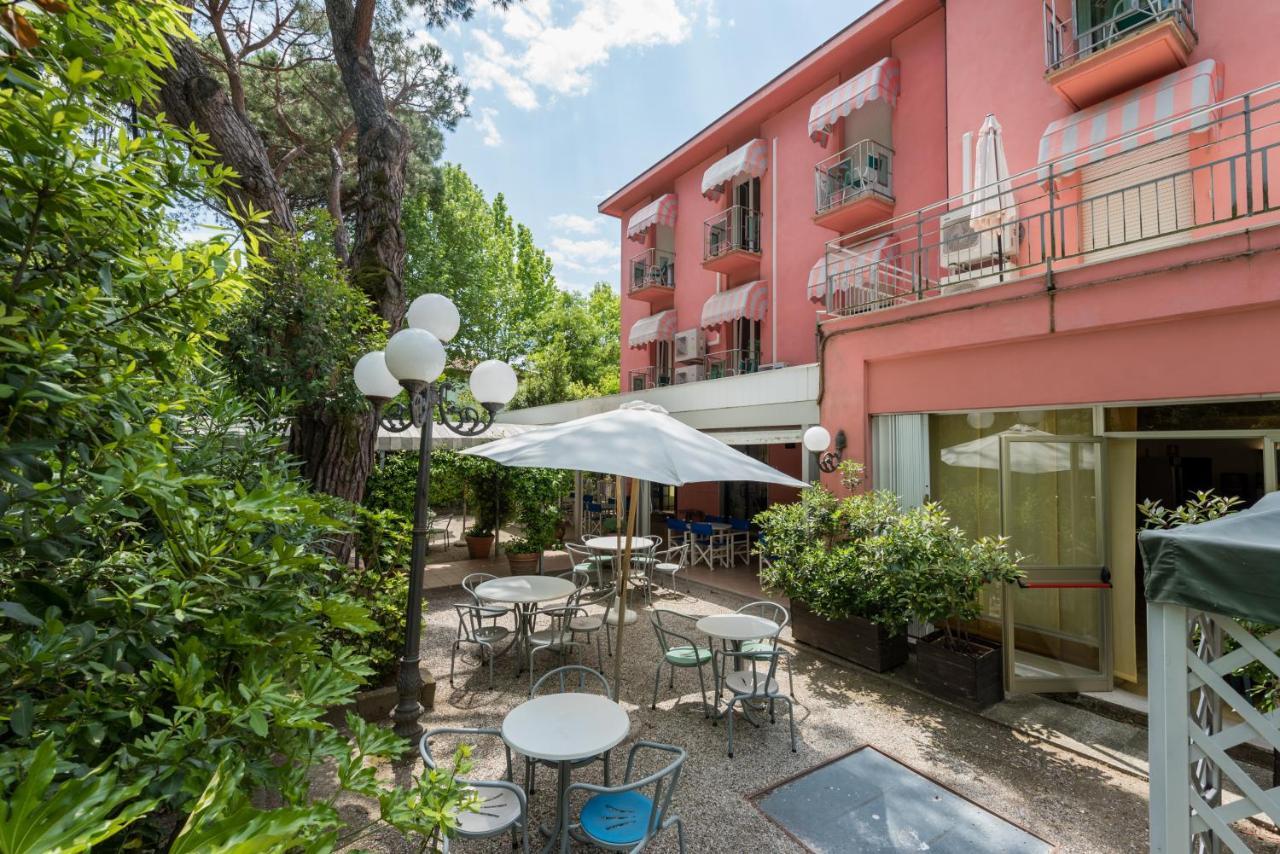 Hotel Villa Rosa Cesenatico Exterior foto
