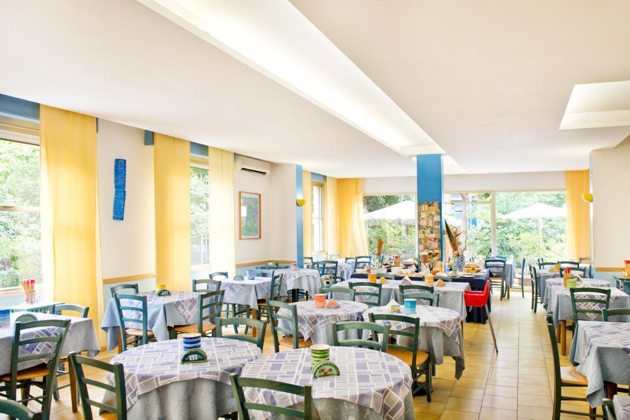 Hotel Villa Rosa Cesenatico Exterior foto