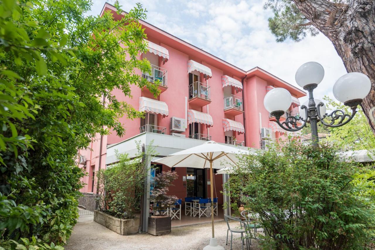 Hotel Villa Rosa Cesenatico Exterior foto
