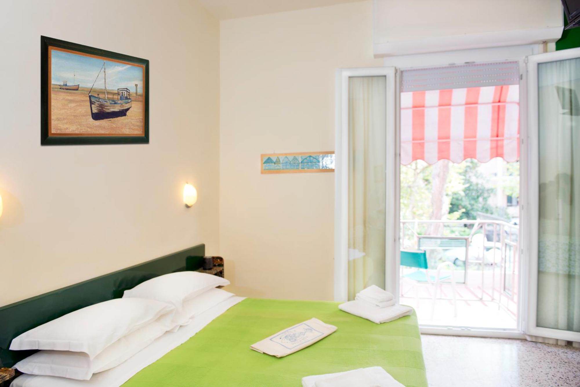 Hotel Villa Rosa Cesenatico Quarto foto